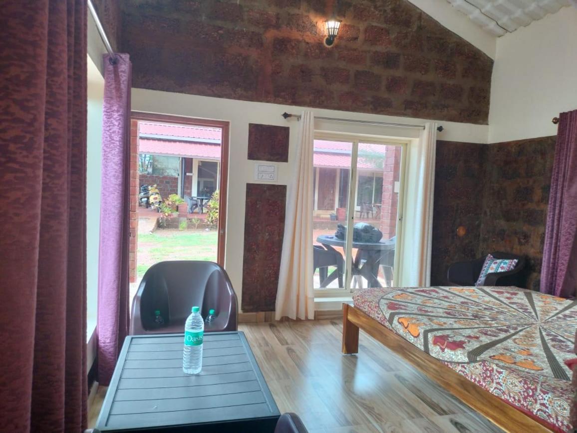 Riverstone Riverfront Stay Gokarna  Camera foto